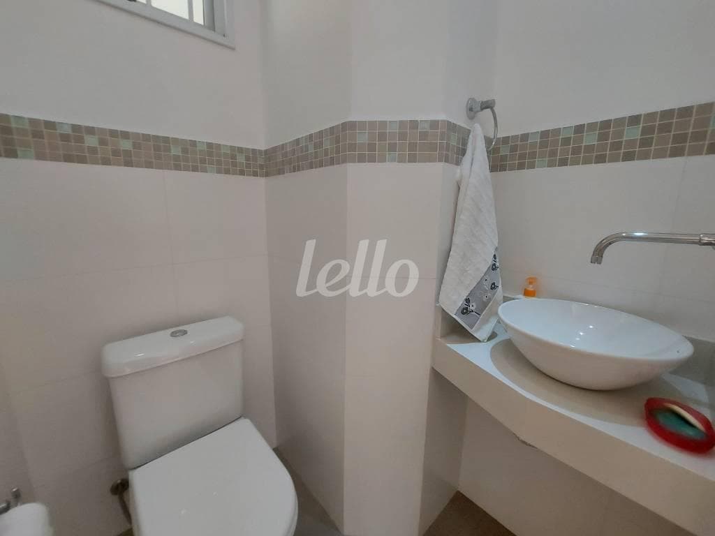 LAVABO de Casa térrea com 185 m² em Água Fria - São Paulo