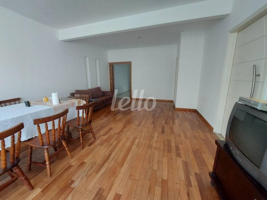 SALA de Casa térrea com 185 m² em Água Fria - São Paulo
