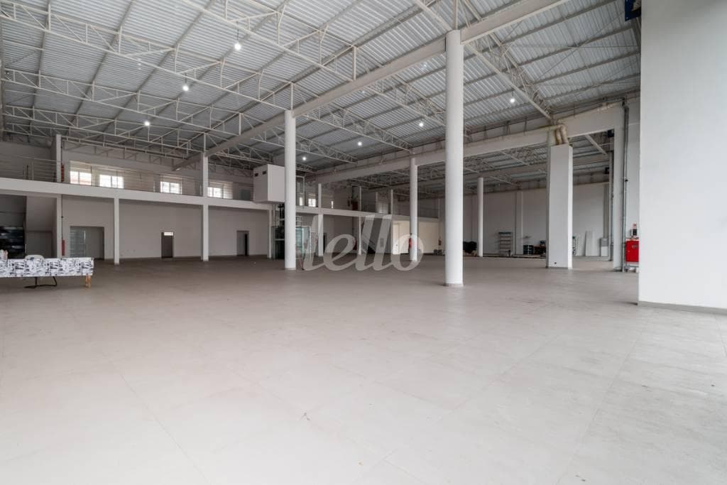 SALÃO de Galpão/Armazém com 1740 m² em Penha de França - São Paulo