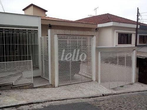 FACHADA de Casa térrea com 247 m² em Santana - São Paulo