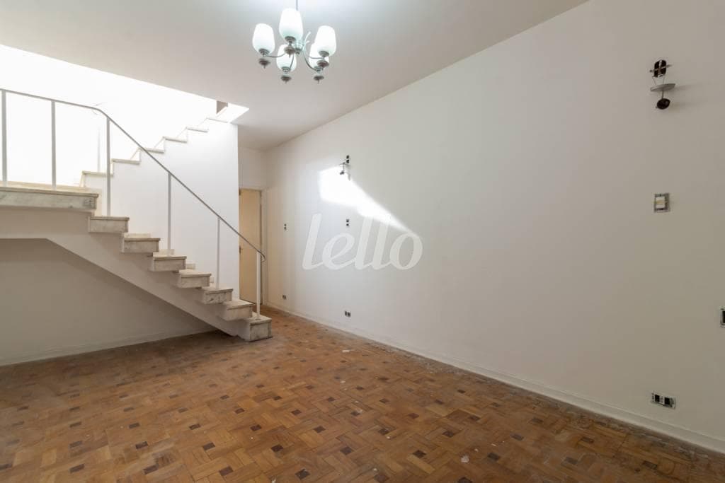 02 SALA de Casa sobrado com 172 m² em Brooklin Paulista - São Paulo