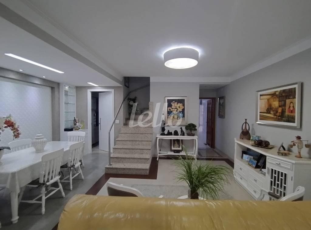 SALA 1 de Casa sobrado com 201 m² em Água Fria - São Paulo