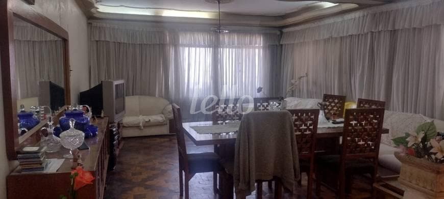 SALAS ESTAR E JANTAR de Casa sobrado com 100 m² em Água Fria - São Paulo