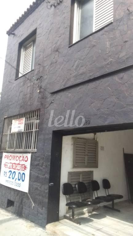 FACHADA de Casa sobrado com 180 m² em Santana - São Paulo
